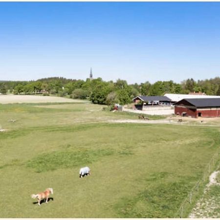 Vallby Farm Camp Örebro Kültér fotó